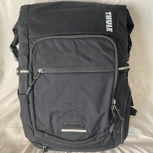 Thule Pack 'n Pedal Commuter Backpack - Picture 1 of 11